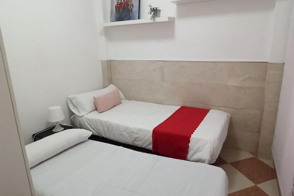 Апартаменти Acogedor Apartamento ¡A 10 Minutos Del Centro De Malaga! Екстер'єр фото