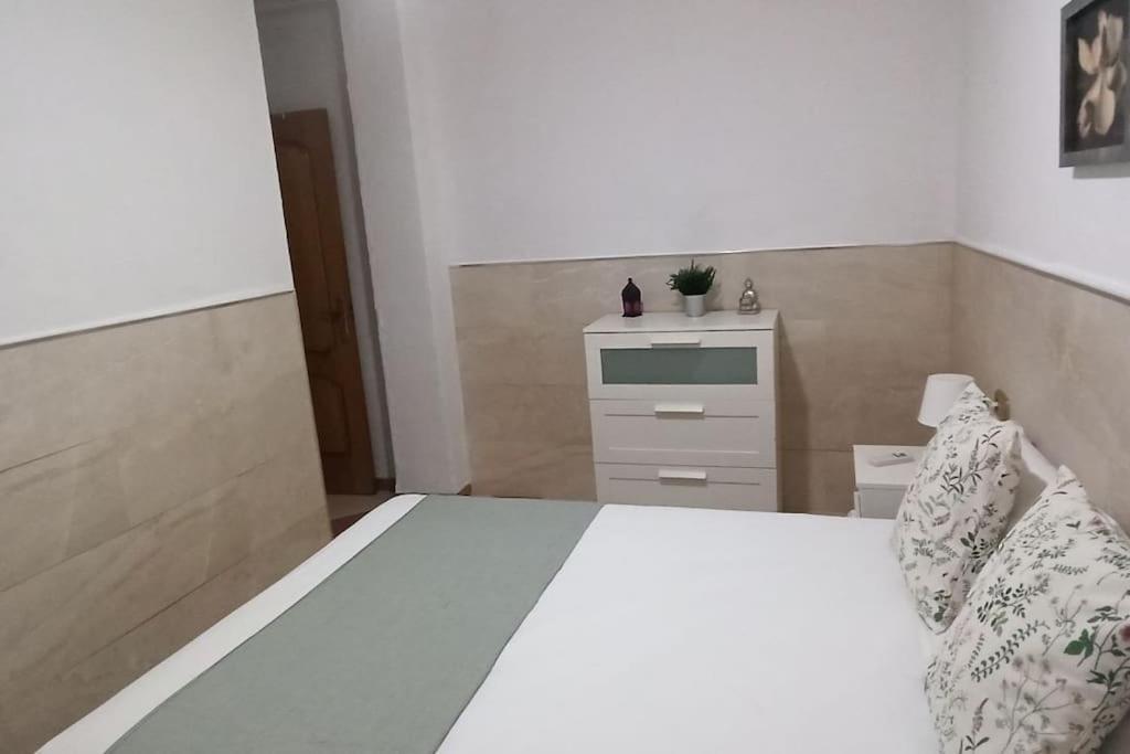 Апартаменти Acogedor Apartamento ¡A 10 Minutos Del Centro De Malaga! Екстер'єр фото