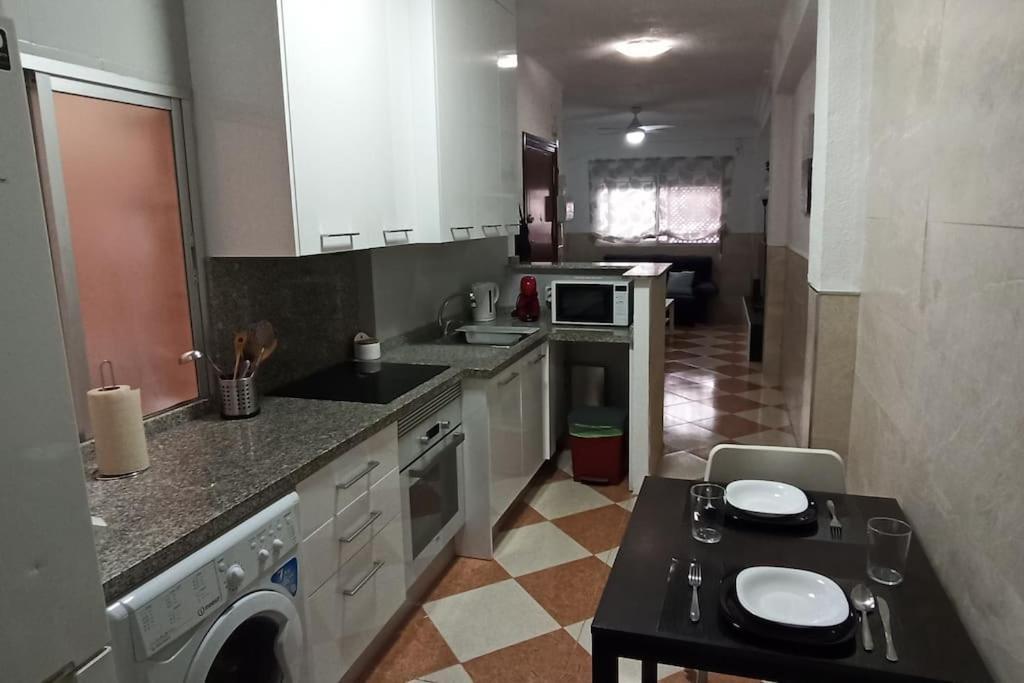 Апартаменти Acogedor Apartamento ¡A 10 Minutos Del Centro De Malaga! Екстер'єр фото
